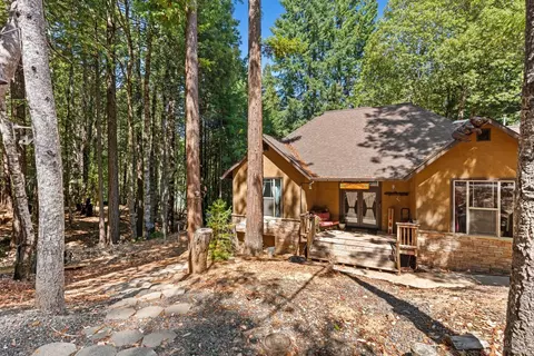 Exterior - 27101 Bear Ter, Willits, CA 95490 photo 5 of 8