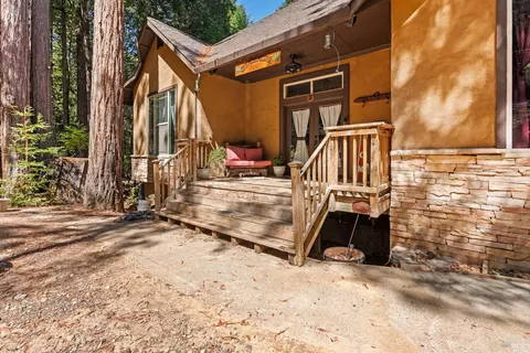 Exterior - 27101 Bear Ter, Willits, CA 95490 photo 6 of 8