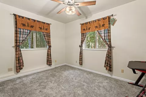 Bedroom - 27101 Bear Ter, Willits, CA 95490 photo 2 of 3