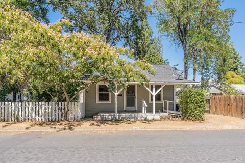 160 Cherry St, Ukiah, CA 95482