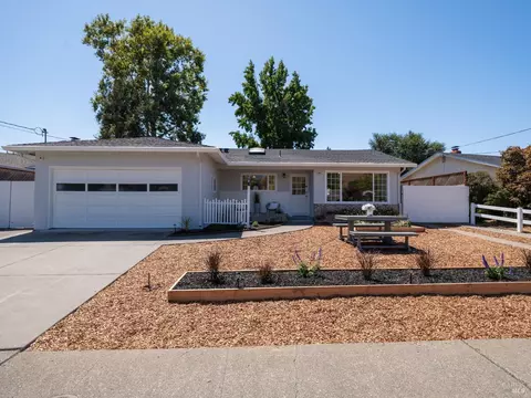 543 Tarragon Dr, San Rafael, CA 94903
