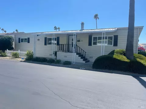 300 E H St #51, Benicia, CA 94510