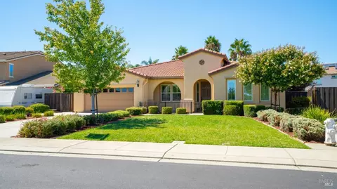 442 Salisbury Cir, Vacaville, CA 95687