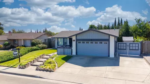 4981 Silverado Dr, Fairfield, CA 94534