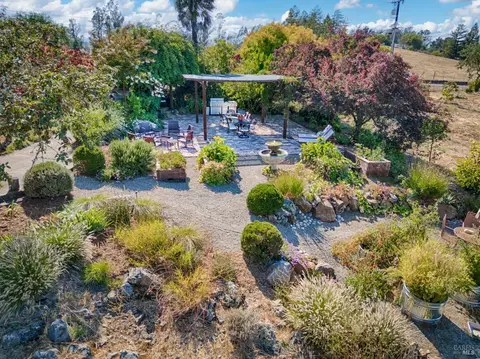 Exterior - 6802 Grove St, Cotati, CA 94931 photo 10 of 18