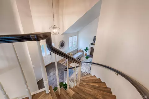 Entry Way - 6802 Grove St, Cotati, CA 94931 photo 6 of 7