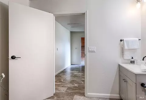 Bath - 6802 Grove St, Cotati, CA 94931 photo 10 of 10