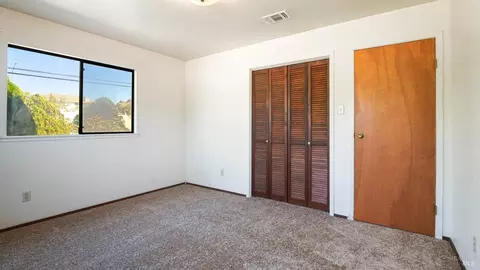 Bedroom - 4433 Walters Rd, Fairfield, CA 94533 photo 7 of 7