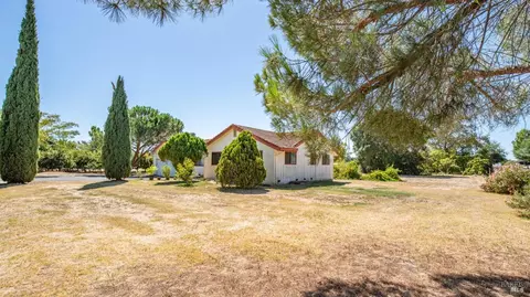 Exterior - 4433 Walters Rd, Fairfield, CA 94533 photo 7 of 25