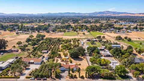 View/Area - 4433 Walters Rd, Fairfield, CA 94533 photo 4 of 19
