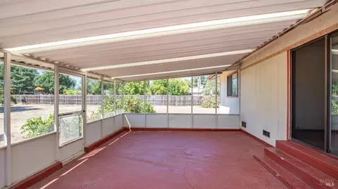 Exterior - 4433 Walters Rd, Fairfield, CA 94533 photo 11 of 25