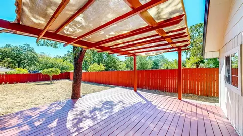 Exterior - 9246-9248 Starr Rd, Windsor, CA 95492 photo 19 of 24