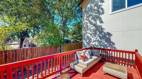 Exterior - 9246-9248 Starr Rd, Windsor, CA 95492 photo 8 of 24