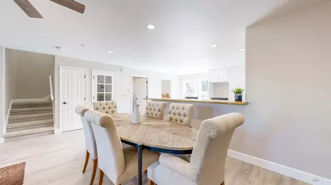 Dining - 9246-9248 Starr Rd, Windsor, CA 95492 photo 2 of 2