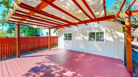 Exterior - 9246-9248 Starr Rd, Windsor, CA 95492 photo 17 of 24