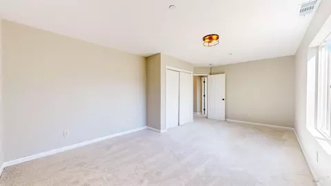 Bedroom - 9246-9248 Starr Rd, Windsor, CA 95492 photo 6 of 17