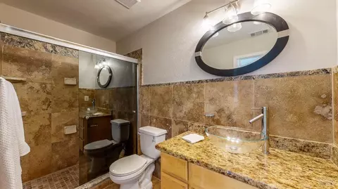 Bath - 9246-9248 Starr Rd, Windsor, CA 95492 photo 2 of 6