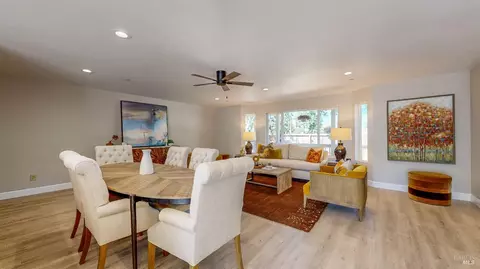 Dining - 9246-9248 Starr Rd, Windsor, CA 95492 photo 1 of 2