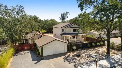 Exterior - 9246-9248 Starr Rd, Windsor, CA 95492 photo 2 of 24