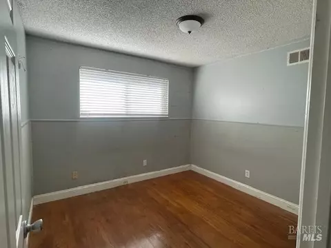 140 Wendy St, Vallejo, CA 94589 photo 7