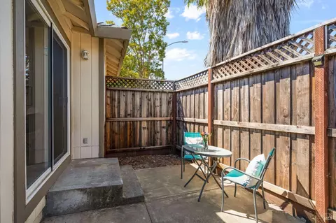 301 Sugar Maple Ln, Windsor, CA 95492 photo 30