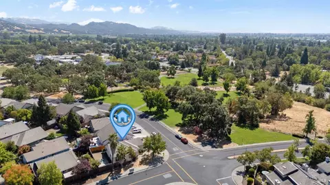 301 Sugar Maple Ln, Windsor, CA 95492 photo 6