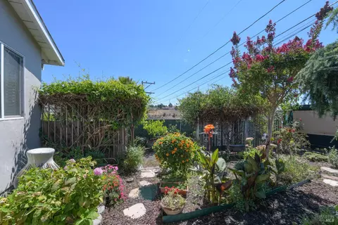 510 3rd St, Vallejo, CA 94590 photo 4