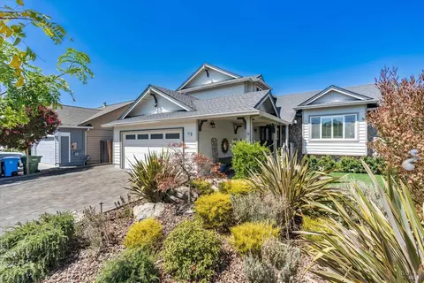 1655 Culpepper Dr, Petaluma, CA 94954