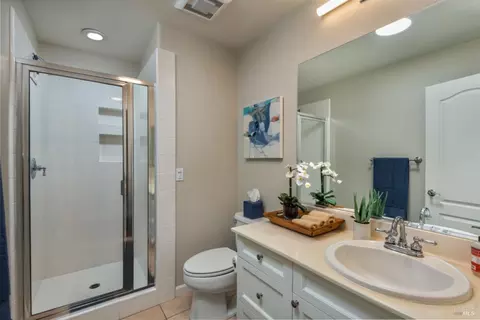 70 Augusta Cir, Petaluma, CA 94952 photo 22