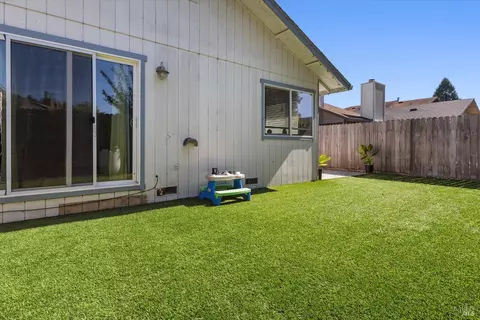 8721 Gravenstein Way, Cotati, CA 94931 photo 16