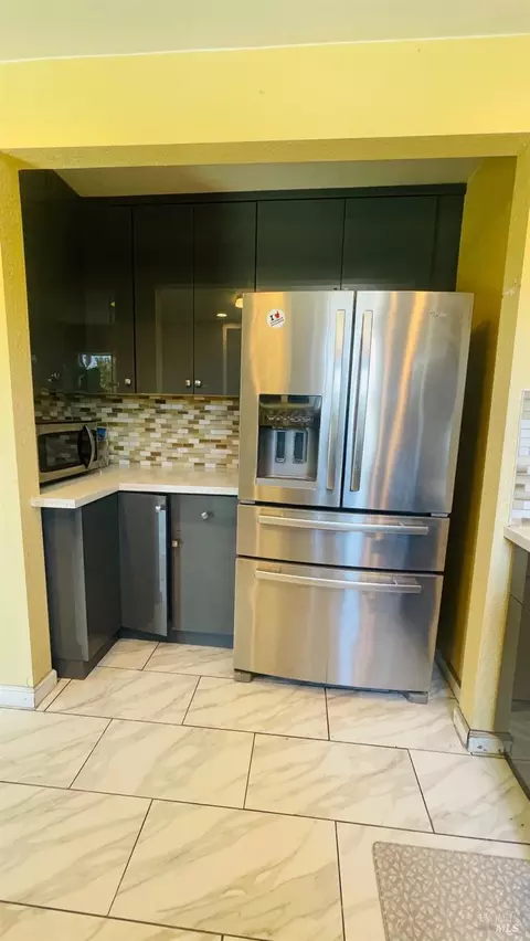 1230 Wilson St, Fairfield, CA 94533 photo 3