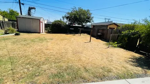 1230 Wilson St, Fairfield, CA 94533 photo 12
