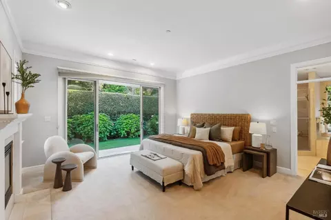 Bedroom - 2 Old Landing Rd, Tiburon, CA 94920 photo 1 of 13