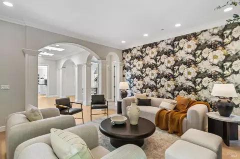 Living - 2 Old Landing Rd, Tiburon, CA 94920 photo 5 of 7