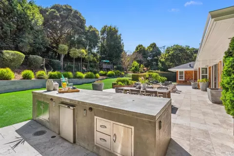 Exterior - 2 Old Landing Rd, Tiburon, CA 94920 photo 18 of 31