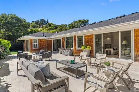 Exterior - 2 Old Landing Rd, Tiburon, CA 94920 photo 11 of 31
