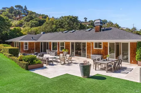 Exterior - 2 Old Landing Rd, Tiburon, CA 94920 photo 28 of 31