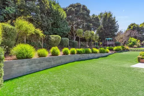 Exterior - 2 Old Landing Rd, Tiburon, CA 94920 photo 20 of 31