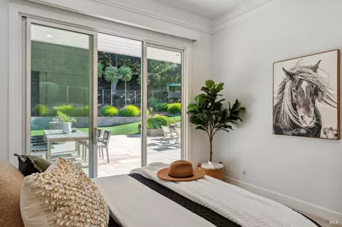 Bedroom - 2 Old Landing Rd, Tiburon, CA 94920 photo 11 of 13
