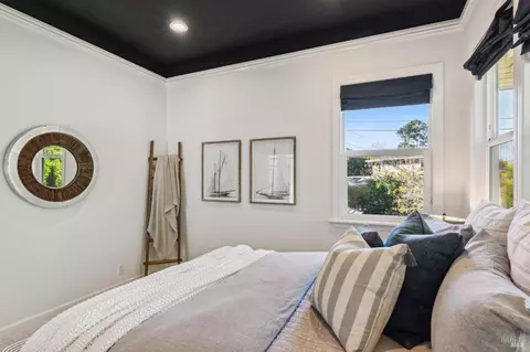 Bedroom - 2 Old Landing Rd, Tiburon, CA 94920 photo 13 of 13