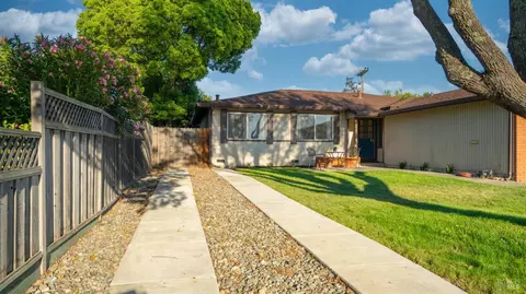 2424 Dover Ave, Fairfield, CA 94533 photo 5