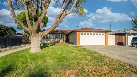 2424 Dover Ave, Fairfield, CA 94533 photo 4