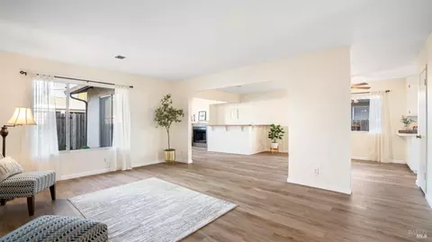 2424 Dover Ave, Fairfield, CA 94533