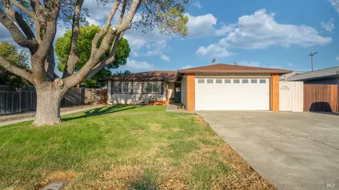 2424 Dover Ave, Fairfield, CA 94533 photo 3