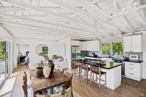 62 Oakdale Ave, Mill Valley, CA 94941