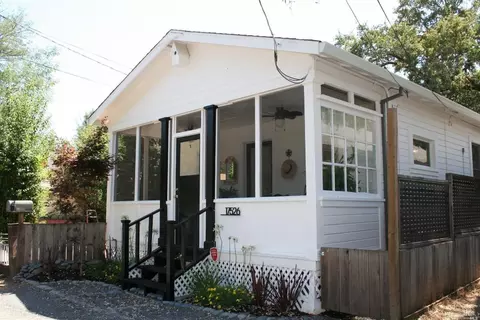 17526 Middlefield Rd E, Sonoma, CA 95476 photo 2