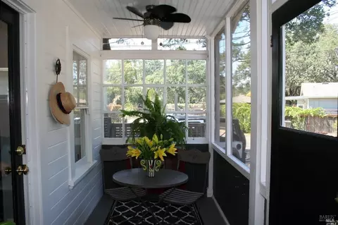17526 Middlefield Rd E, Sonoma, CA 95476 photo 3