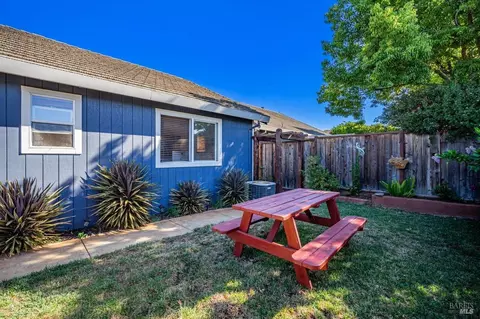 506 Quince St, Windsor, CA 95492 photo 24