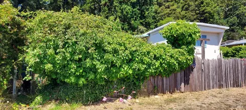 38851 S Hwy 1 Hwy, Gualala, CA 95445