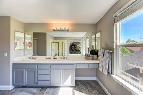8490 Trione Cir, Windsor, CA 95492 photo 19